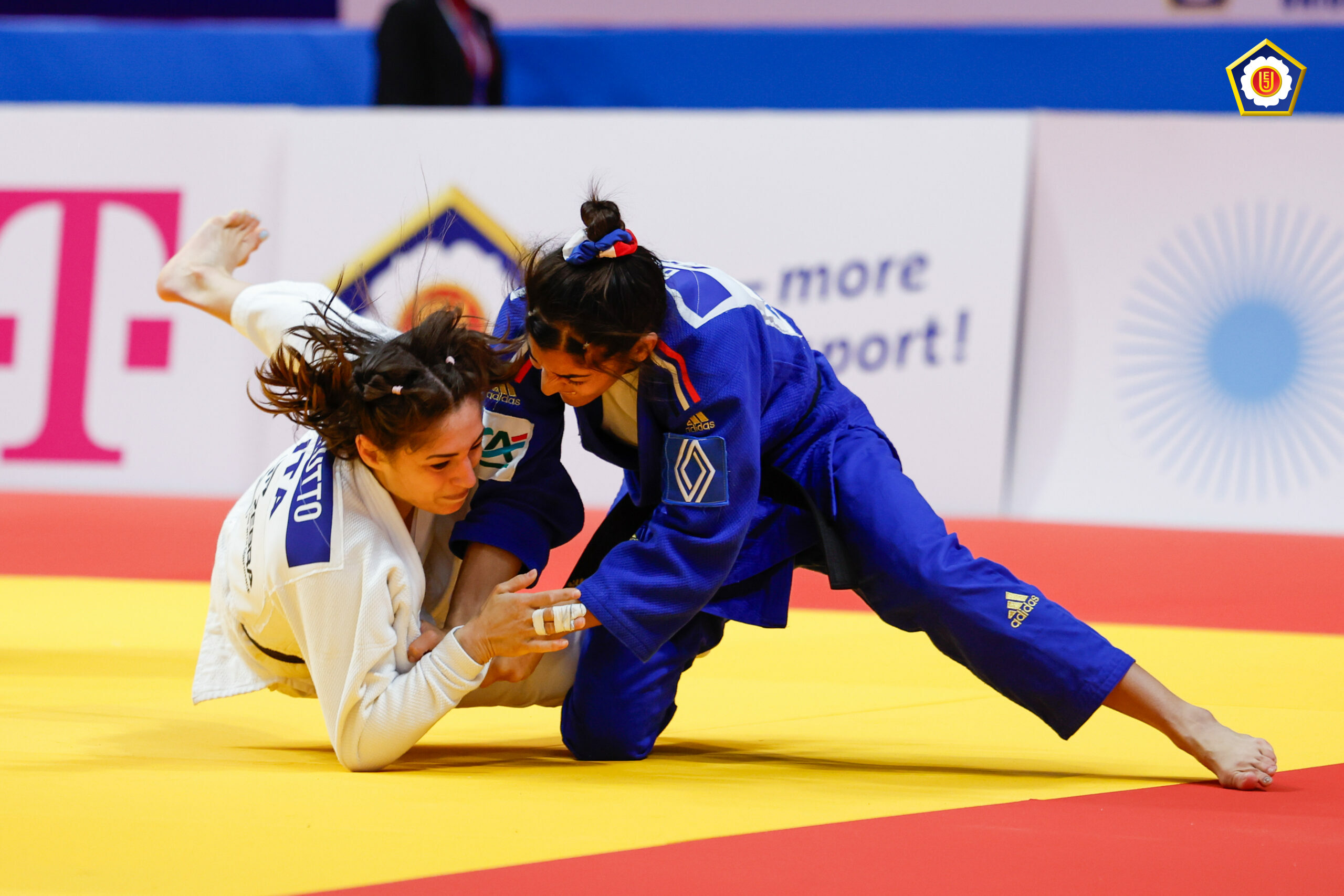 Shirine Boukli, judokate française –48 kg, en compétition internationale